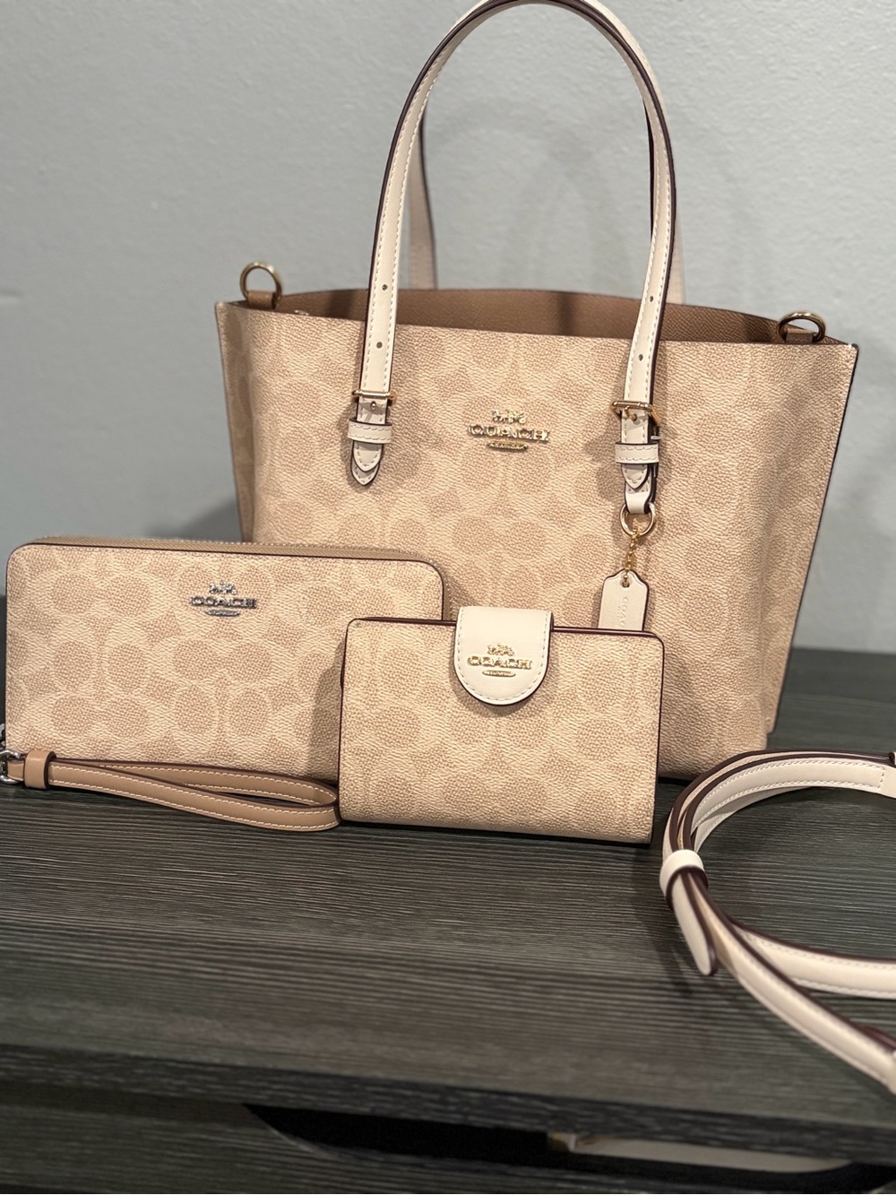 Coach Signature Canvas Tote, Wristlet & Wallet in beige/cream